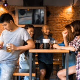 周りの日本人が自分より英語を話せると途端に話せなくなってしまった経験